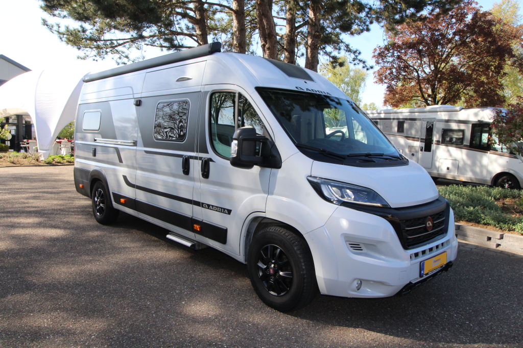 Adria Twin Plus 640 SLB