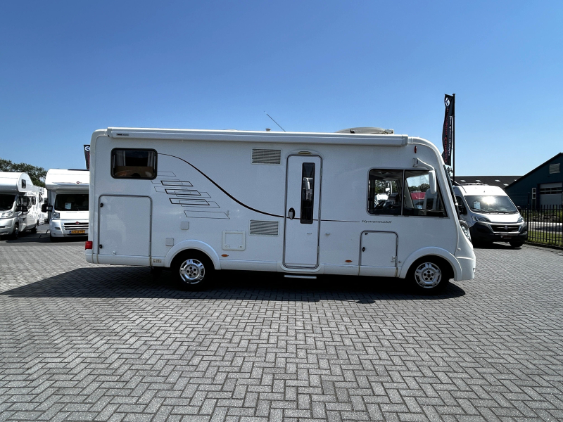 Hymer B594 Dwarsbed/Hefbed/2011/6.9M  foto: 4