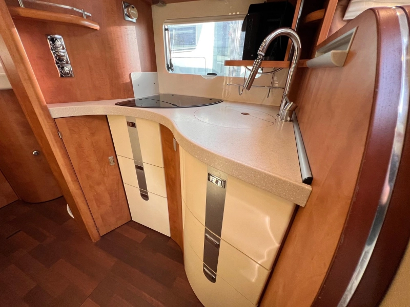 Carthago Chic C-Line I 4.9 LE AUTOMAAT/180PK  foto: 4