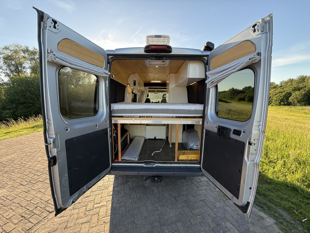 CITROEN CITROEN JUMPER photo: 16