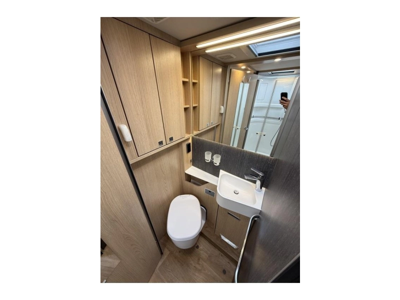 Hymer B ML I 780 Kastjes, geen hefbed, vol  foto: 8