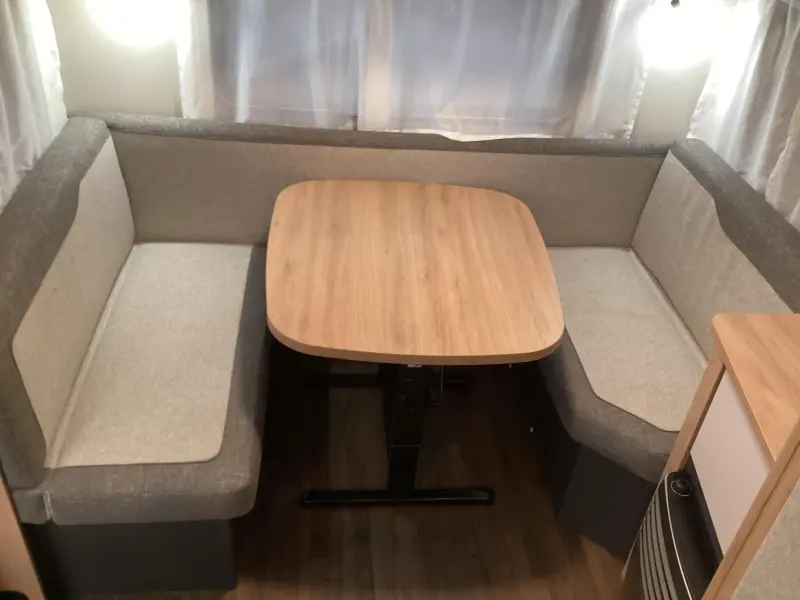 Knaus Sport 460 EU Voordeel-pakket € 2.250,- 