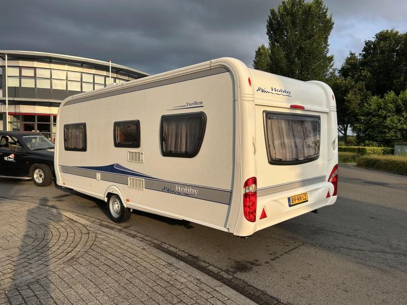 Hobby Excellent 560 UL Einzelbetten und Mover Foto: 3