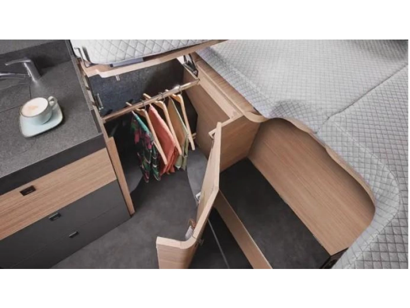 Malibu Relax 640 LE R Automaat, Lengtebedden  foto: 13
