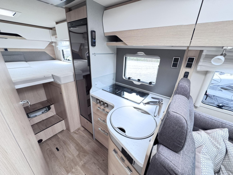 Hymer B-MCT 600 White-Line - bemiddeling- verwacht  foto: 3