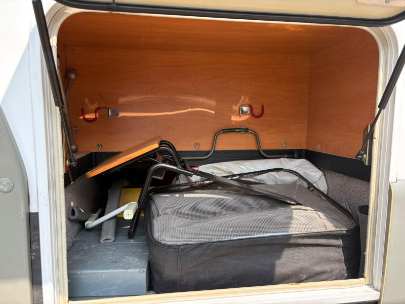 Knaus Travel-Liner 2XAirco,Cama fija,Cama abatible foto: 7