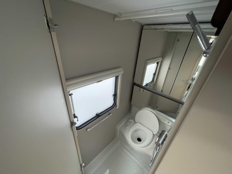 Adria Adora 472 UP Foto: 15
