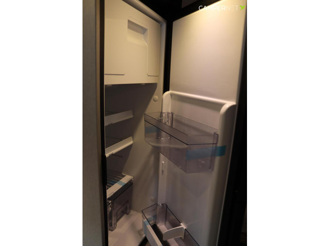 Hymer Free 600 Campus 140hp Automatic | Pop-top roof | Diesel Heating | Awning | Bike rack | Outdoor gas connection | photo: 11