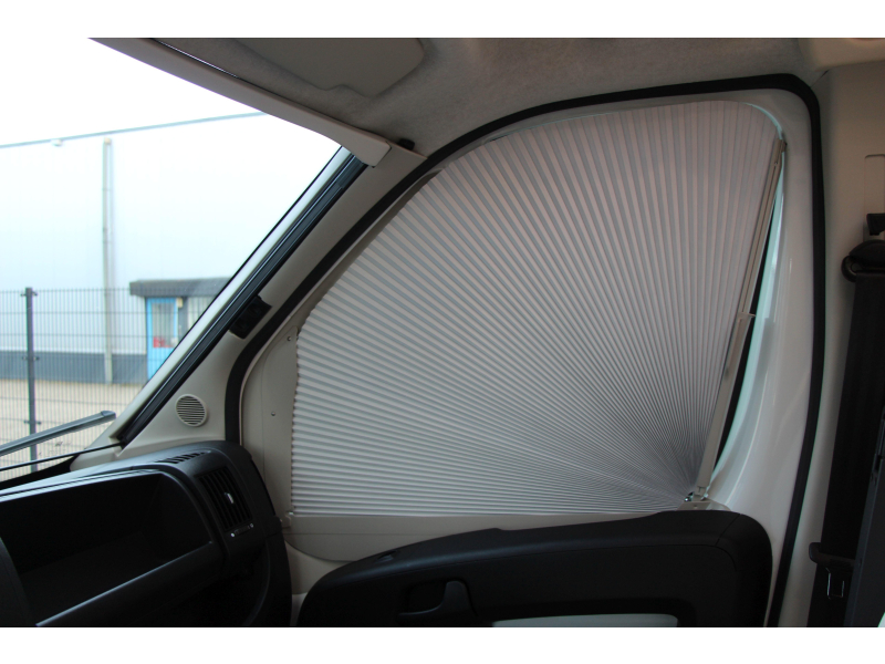 Adria Coral 600 SC Queensbed - Compact foto: 46