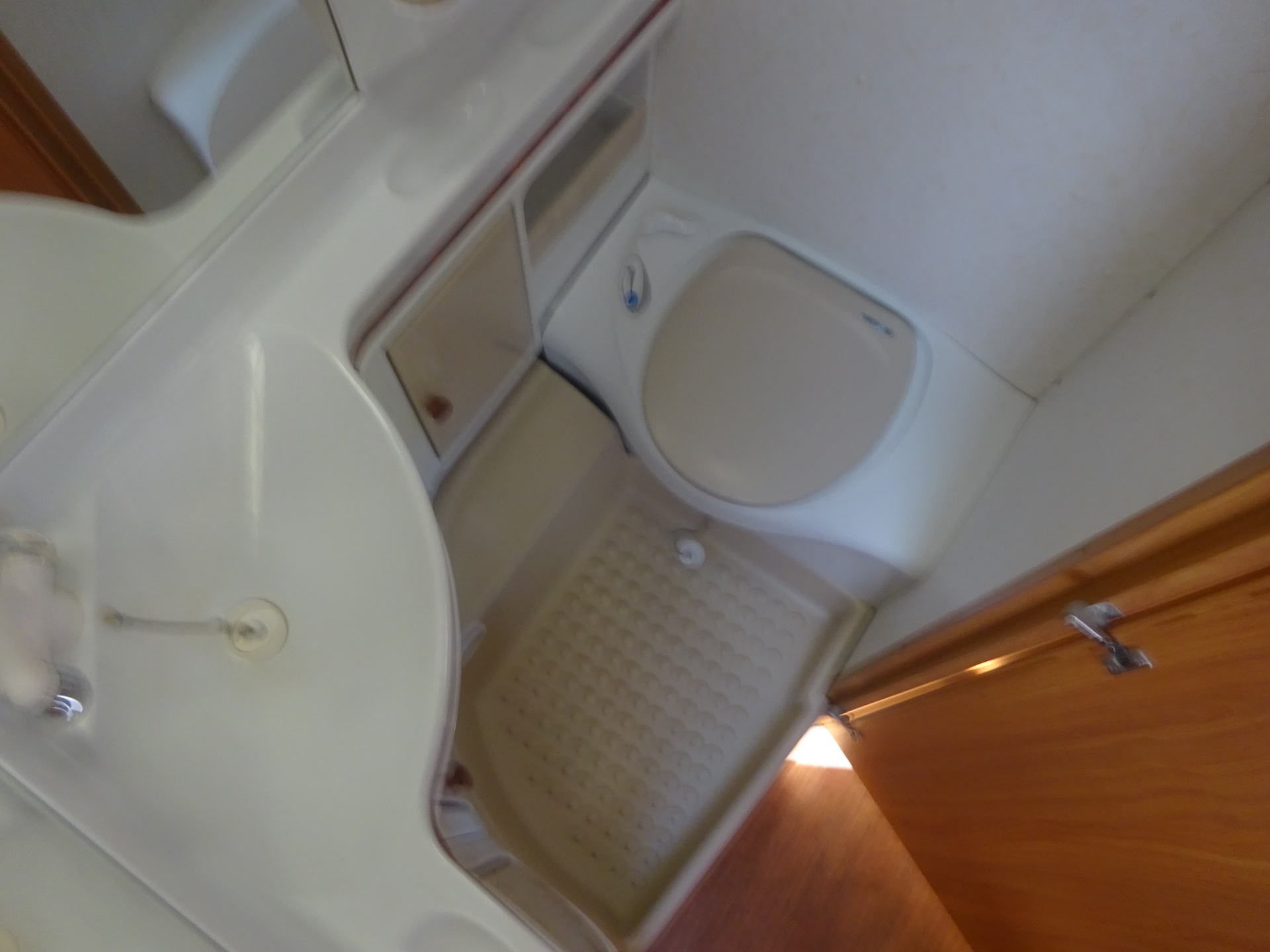 Hobby De luxe 460 LUEnkele Bedden+Rondzit+Mover foto: 19