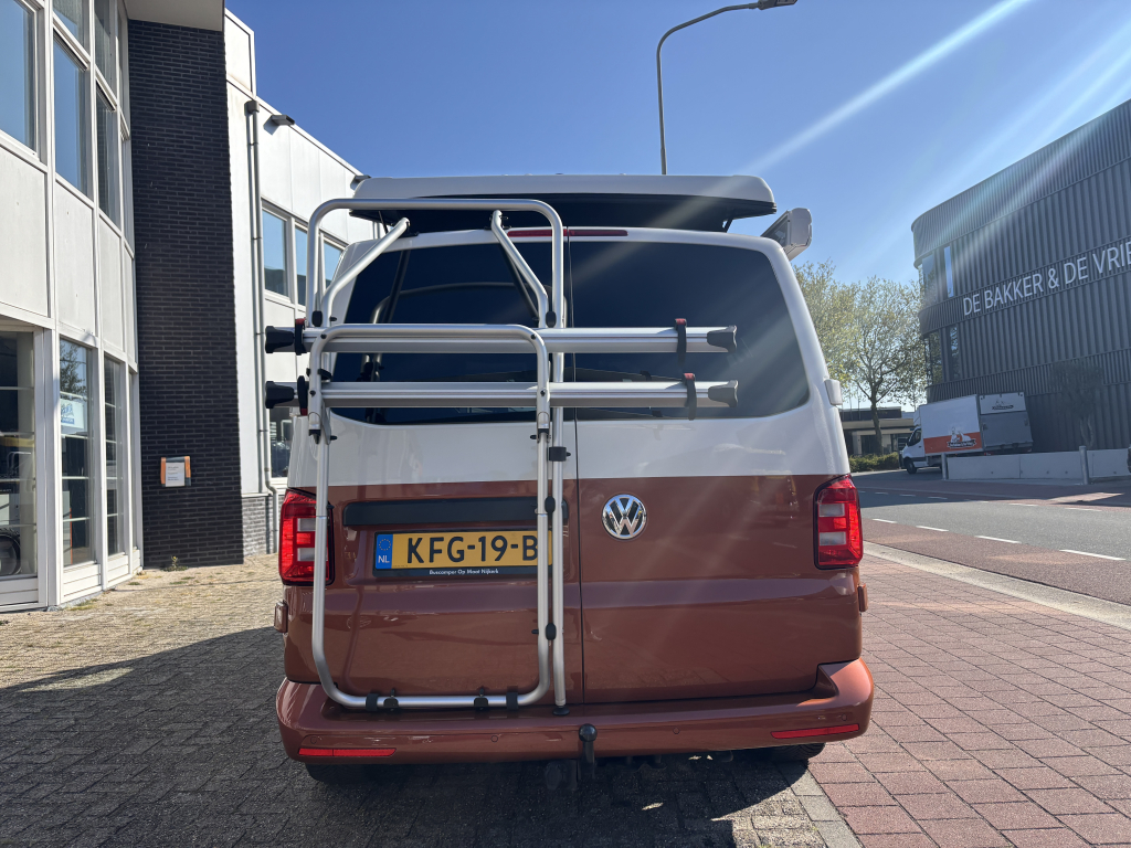 Volkswagen T6 2018 Zweifarbig Foto: 31