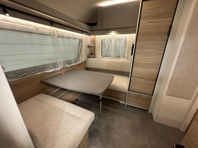 Dethleffs Nomad 460 EL vloerverwarming | A69  foto: 9