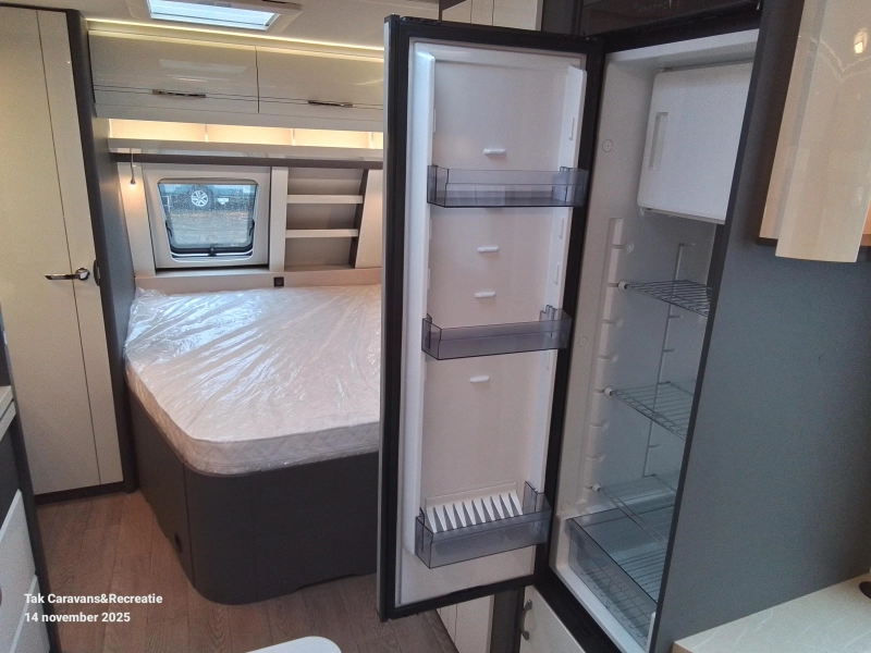 Hobby Excellent 560 CFE Modelo 2026 Gran Asiento en C foto: 12