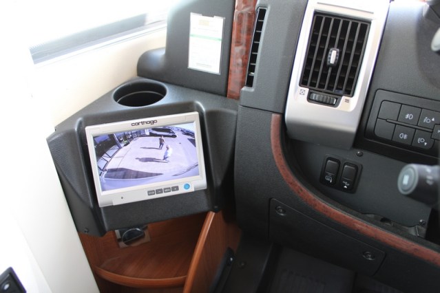 Carthago Chic E Line I 50 Yachting Fiat used 05-2017 automatic transmission Level system (120 photo: 30