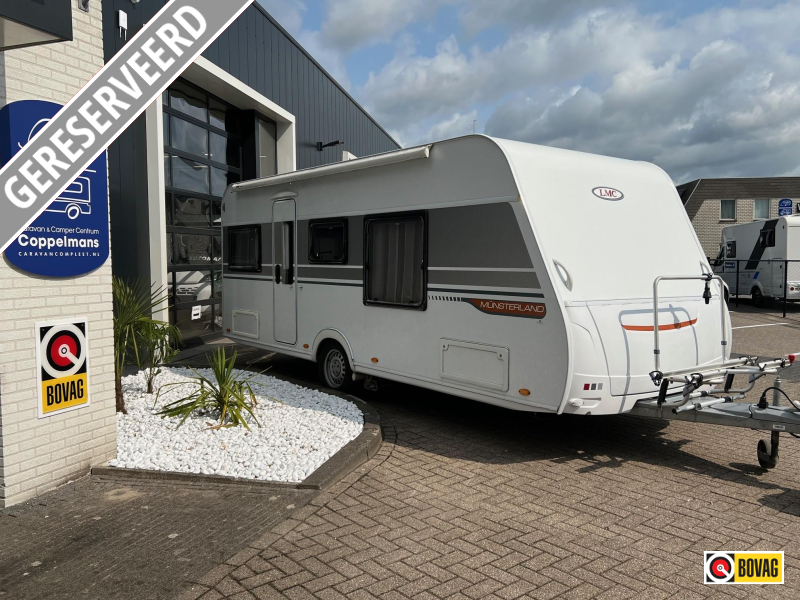 LMC Munsterland 450 D Mover, Luifel, Fietsenrek 