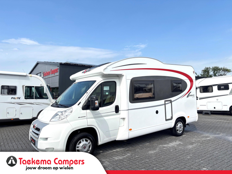 B&uuml;rstner Ixeo Time IT 590 Cama abatible/2014/Euro-5/5.90M!
