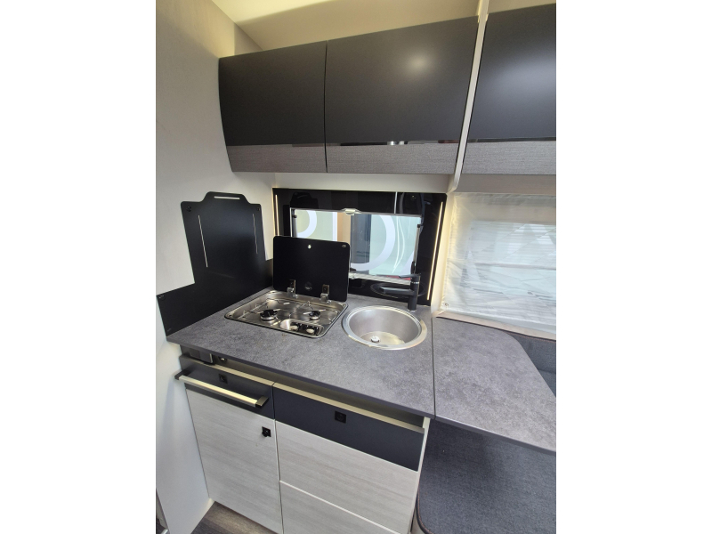 Chausson Titanium Ultimate 777 Arctic WITHOUT DROP-DOWN BED photo: 11