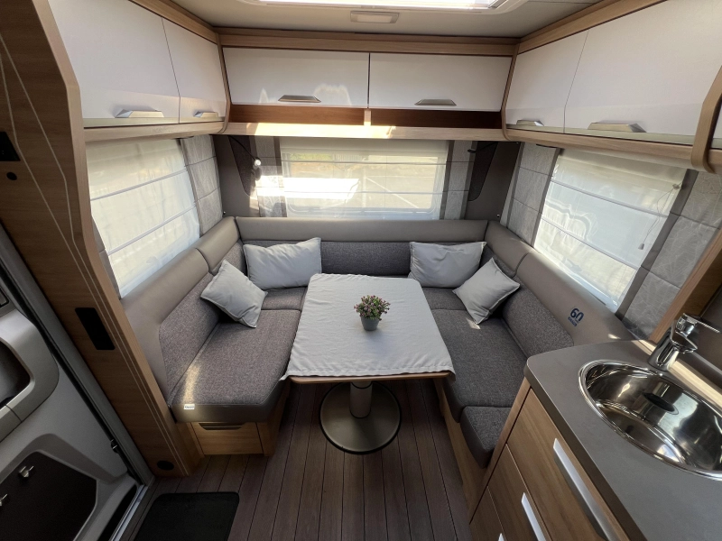 Knaus Sudwind 60 Years 450 FU awning audio system photo: 3