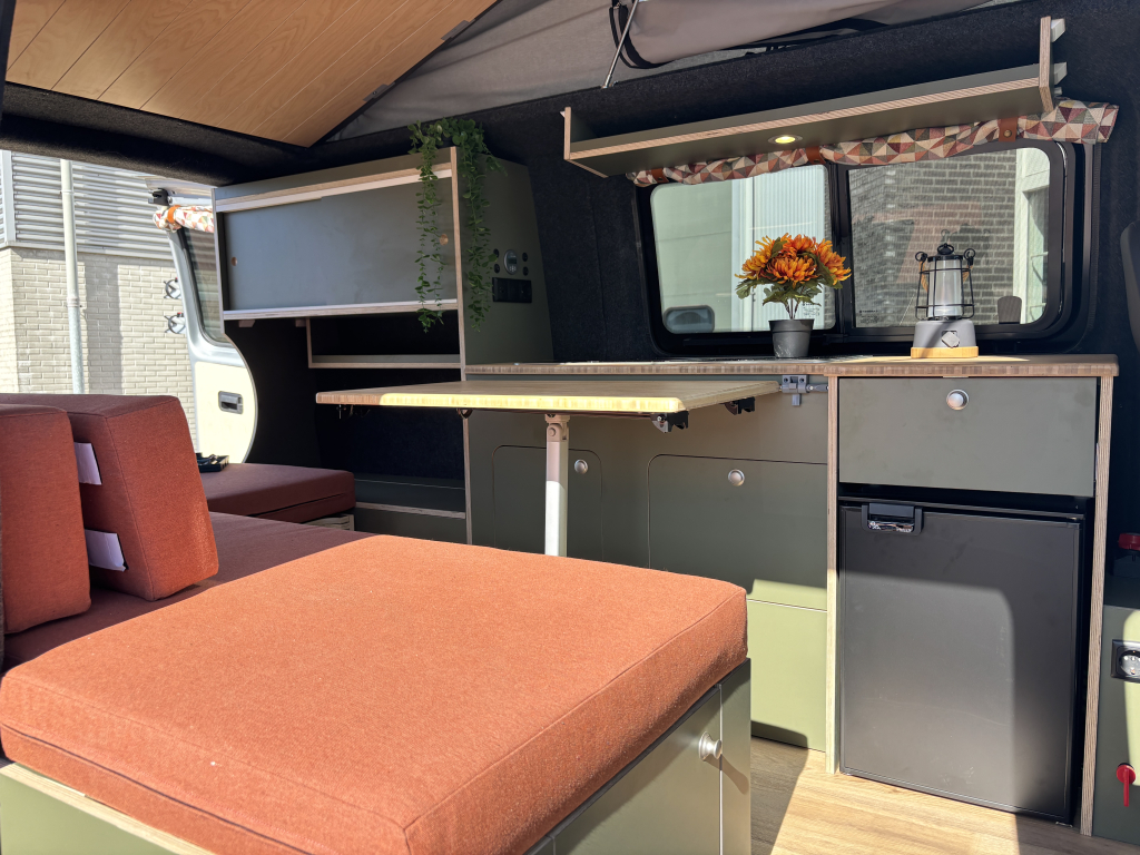Volkswagen T6 buscamper 2020 Two-tone foto: 1