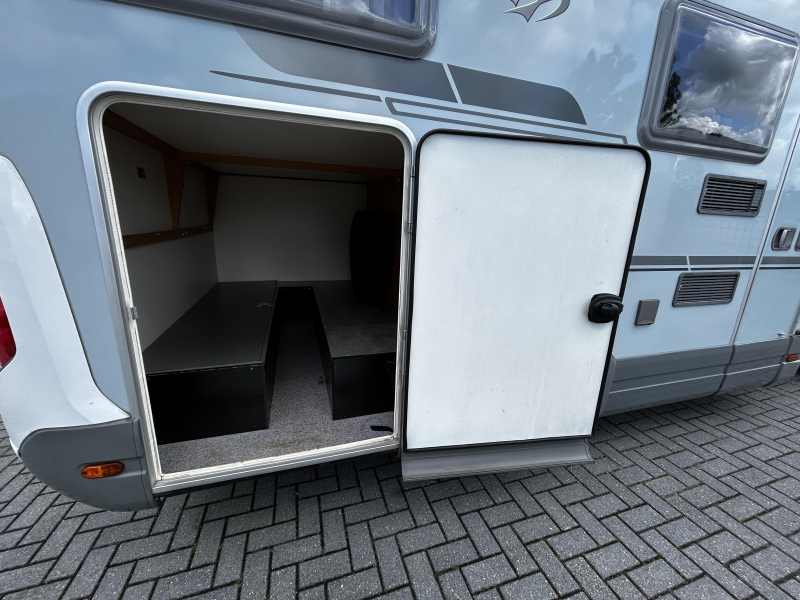 Knaus Sport TR Alkoven/Querbett/2008/Klima Foto: 5