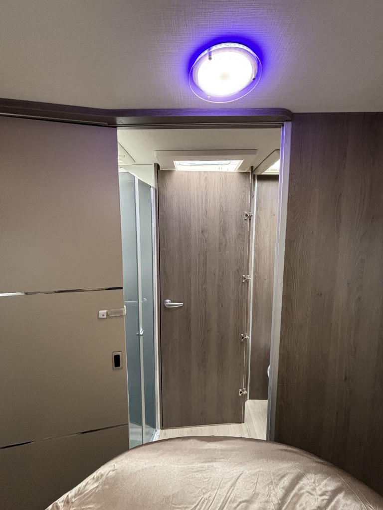 Chausson Titanium 758 EB AUTOMATIK QUEENSBETT + HUBBETT 170PS! Foto: 11