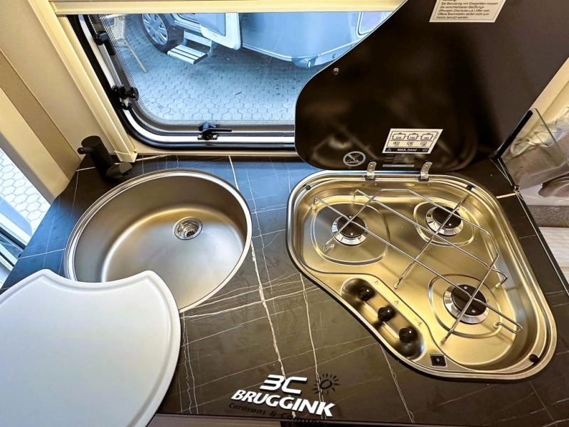 Eriba Touring 430 - HERFSTAANBIEDING  foto: 9