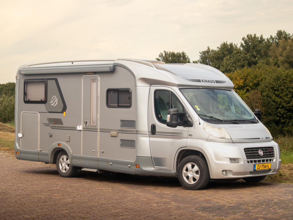 KNAUS Sun ti 650 Meg 3.0 195PK Lengtebedden