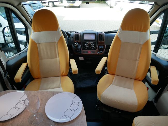 Bürstner Nexxo T728 Edition 25, Lengtebedden, Veel Opties!! foto: 5
