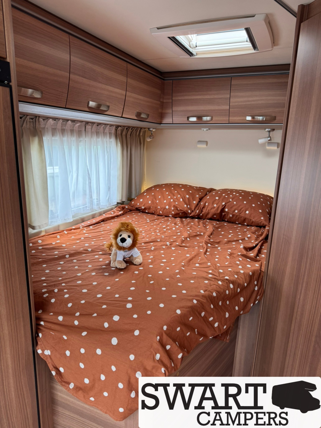 Weinsberg CaraLoft 650 MF, cama francesa 130 CV foto: 17