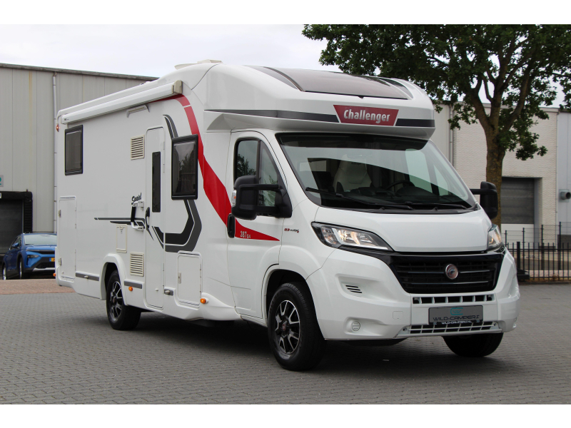 Challenger Graphite 387 GA Lits jumeaux + Lit pavillon photo : 5