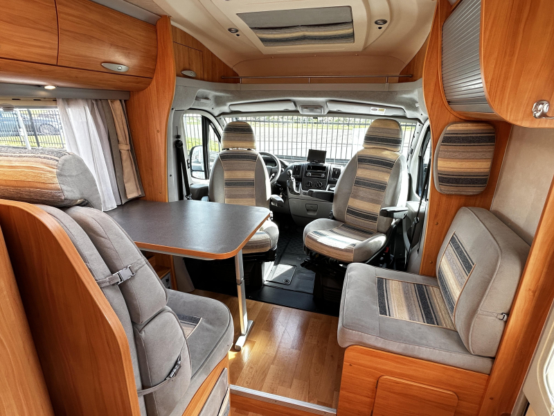 Adria Coral 660 SL Enkele-bedden/2007/Euro-4  foto: 9