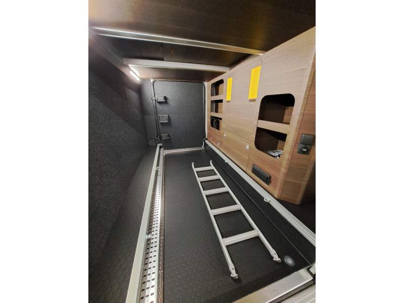 Adria Sonic Supreme 700 DL foto: 21