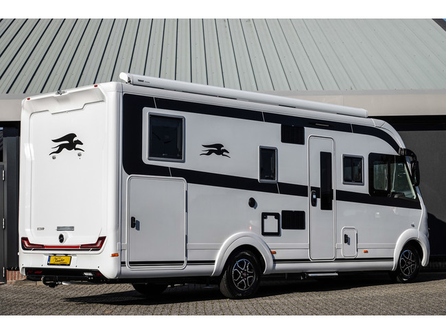 Laika EcoVip H 4109 9-Speed ​​Automatic | E&P Level System | Roof air conditioning | Lithium | 4-person photo: 1