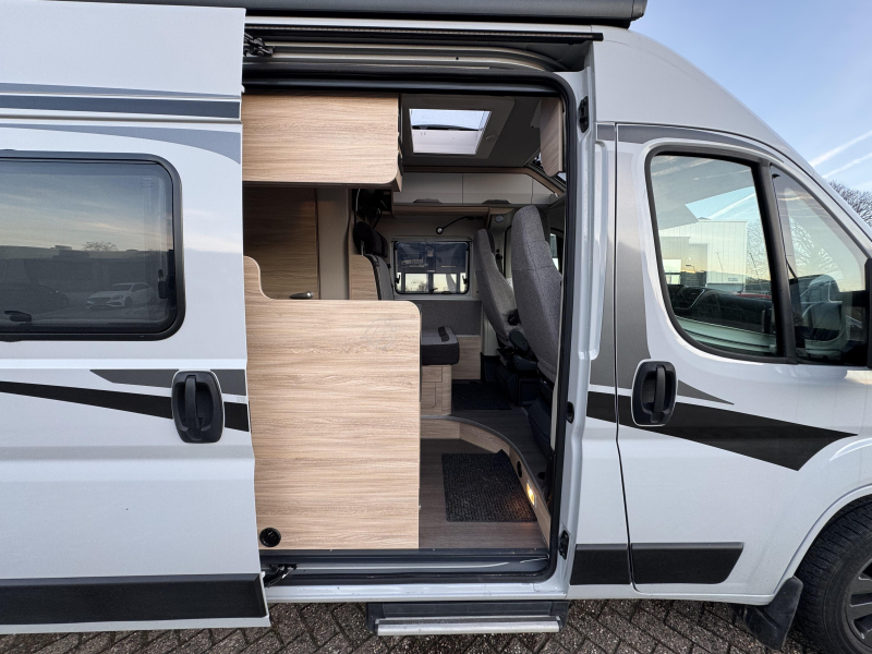 Knaus Boxstar 600 LIFE single beds & many options photo: 6