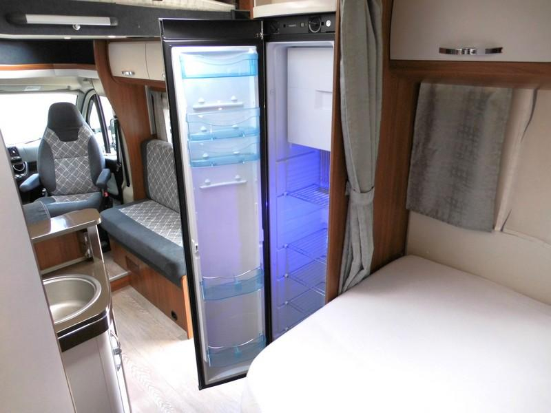 Hobby Optima De Luxe 75 HF HEFBED +SOLAR +FIETSENREK  foto: 10