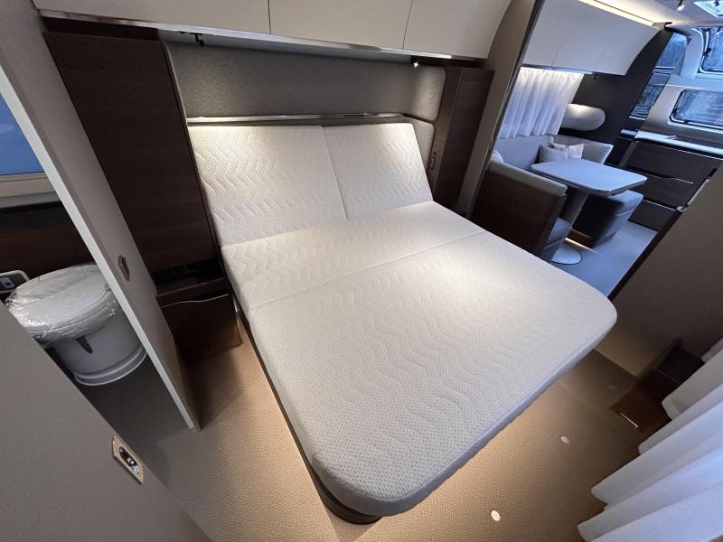 Adria Alpina 663 HT Queensbed - Model 2025  foto: 9