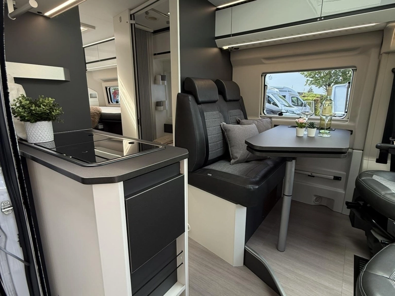 Adria Twin 640 SLB Supreme Automaat 160pk  foto: 14