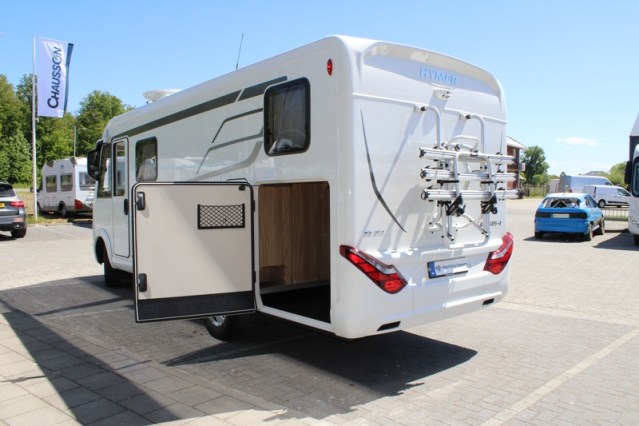 Compacta Hymer Exsis i 474 Fiat 160 cv estrecha ligera camas individuales y abatible (55 foto: 12