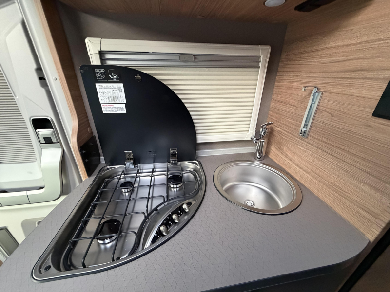 Weinsberg CaraCompact MB 640 MEG 170pk autom|Winterpakket  foto: 12