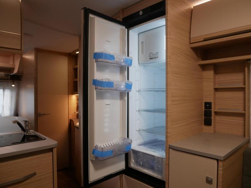 Fendt Bianco Activ 495 SFE Model 2026  foto: 9