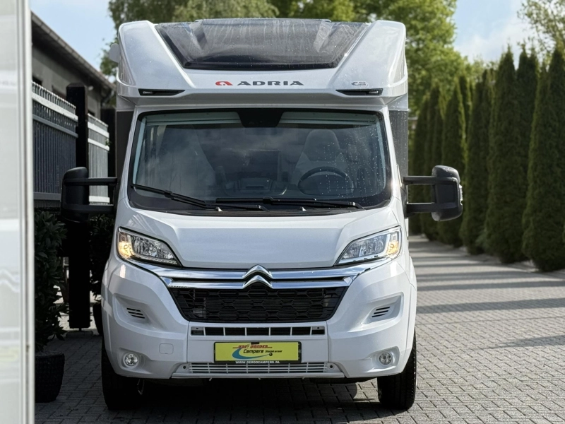 Adria Coral Axess 600 SL 7 meter lengtebedden  foto: 10