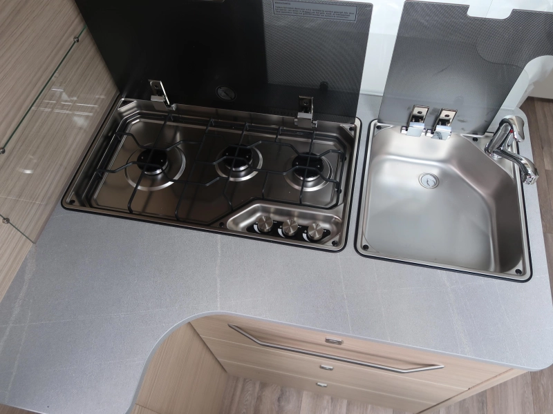 Fendt Bianco Activ 495 SFE MET DWARS KEUKEN !  foto: 14