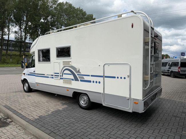 Adria Stargo 670SP MB 316Cdi Maxxfan Luifel Oven 1Ste Eigenaar foto: 6