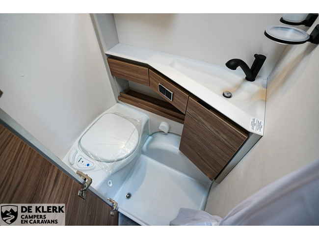 Dethleffs Nomad 460 EL Christmas Special foto: 12