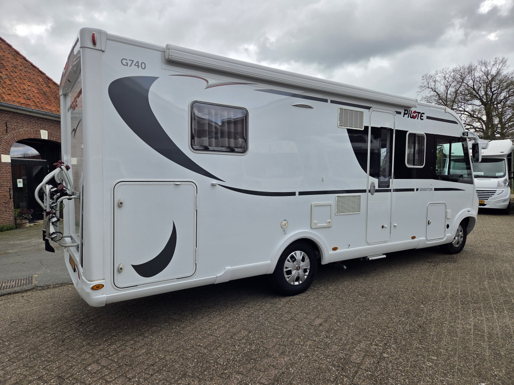 Pilote Sensation P740 Queensbed 2018 foto: 1