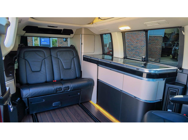 Mercedes-Benz V-Klasse Marco Polo AMG-line Night Edition 4Matic (4WD) foto: 23