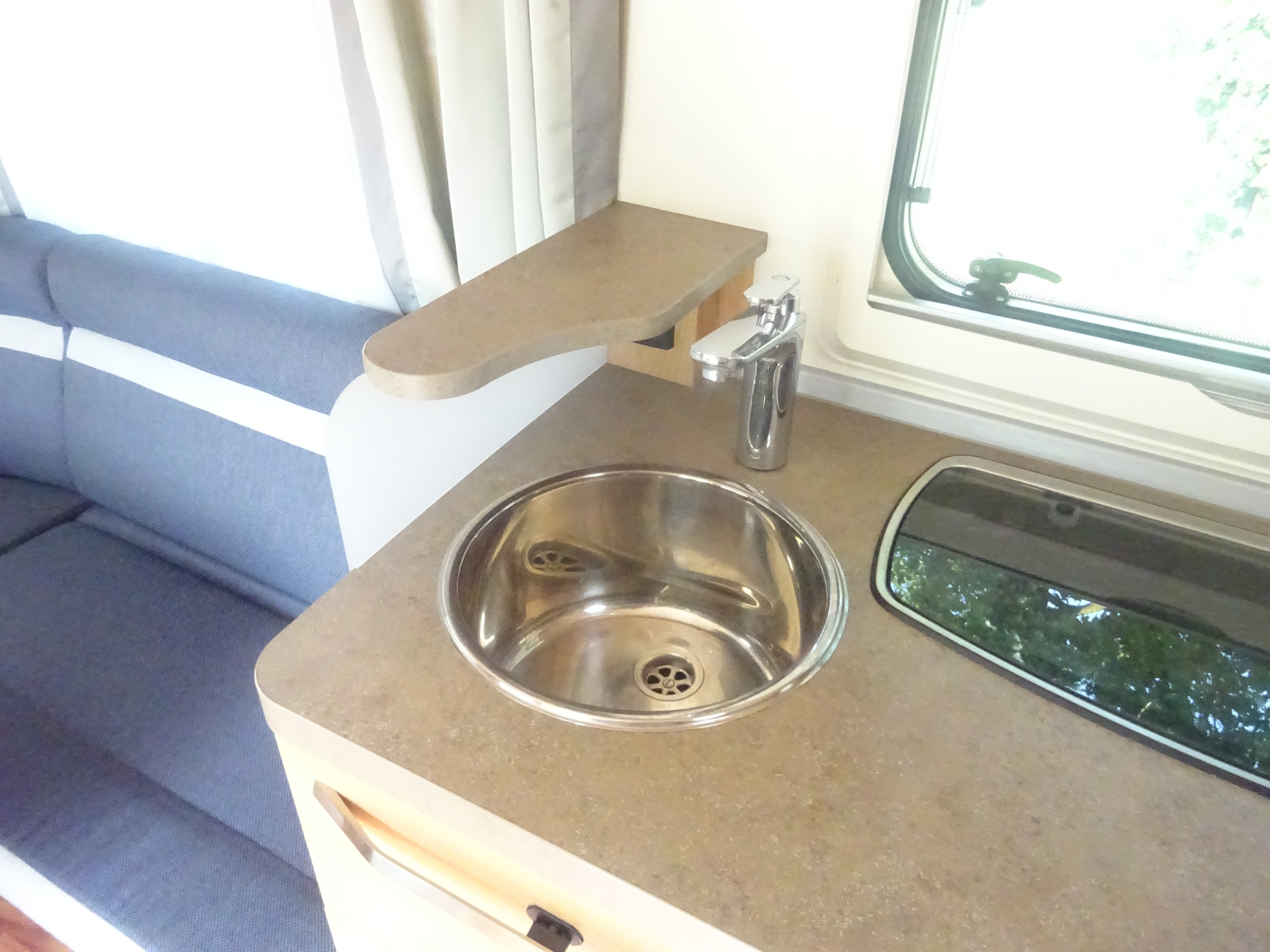 Knaus Sudwind GERESEVEERD foto: 18