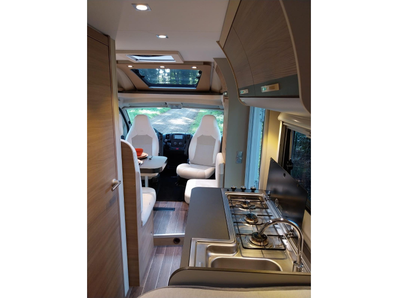 Adria Compact SL longitud 660 con solar! foto: 7
