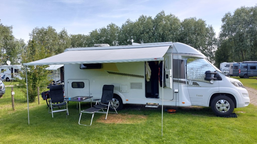 CAPRON/carado T449 photo: 1