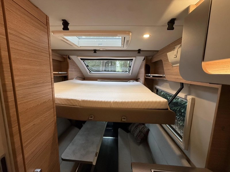 Weinsberg Xcursion 500 LT Compact Hefbed 22000 km!  foto: 12